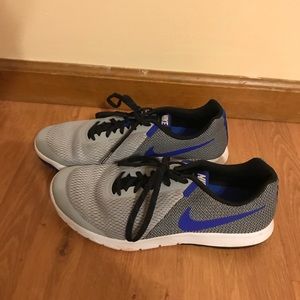 Nike Flex Experience Run 2